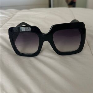 Black Square Sunglasses